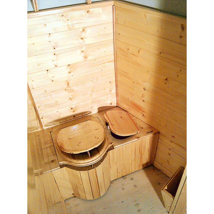 Bespoke dry toilets by Lécopot