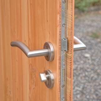 LécoBox für Behinderte - Trockentoilette für draußen