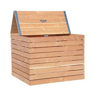 Set of three composters in Douglas wood. 4800 litres capacity