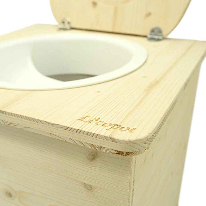 Le Skara'B - Separating Dry toilet - Lécopot