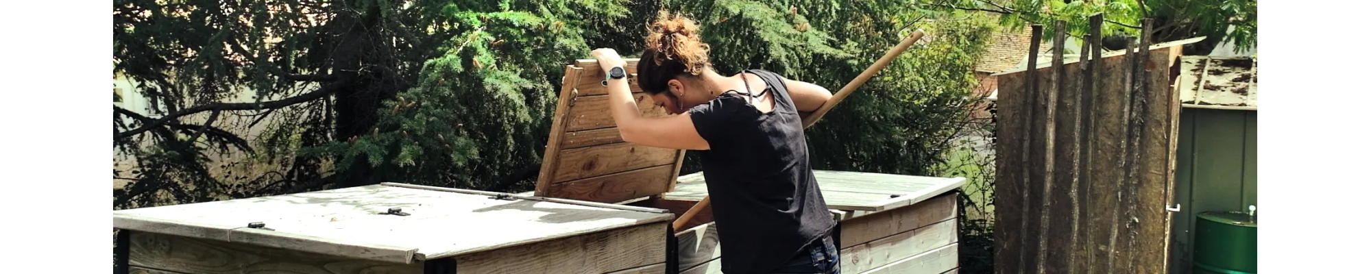 Compostadoras para inodoros secos y residuos verdes