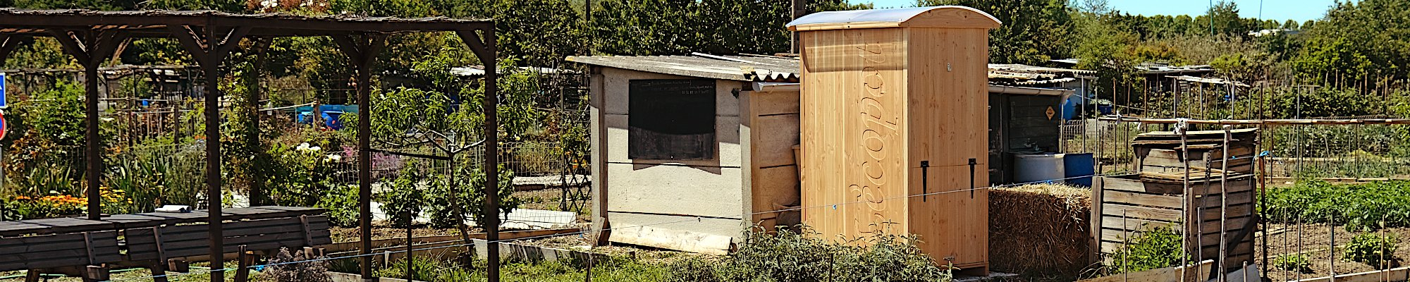 Sanitarios secos de exterior